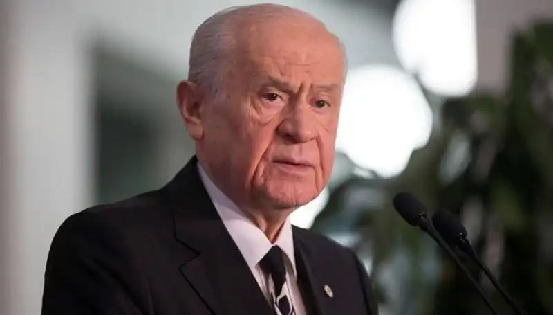 MHP Genel Başkanı Bahçeli, Kurban Vekaletini Kızılay’a Verdi: Sosyal Sorumluluk Örneği