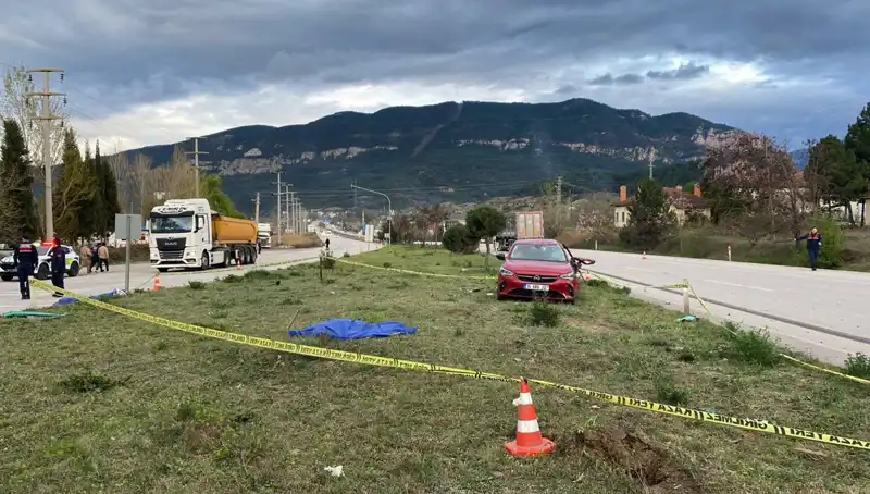 Karabük'te Korkunç Kaza: Aynı Aileden Dört Kişinin Hayatını Kaybetmesi