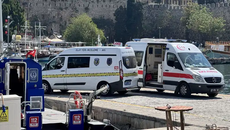 Antalya'da Gizemli Olay: Denizde Erkek Cesedi Bulundu!