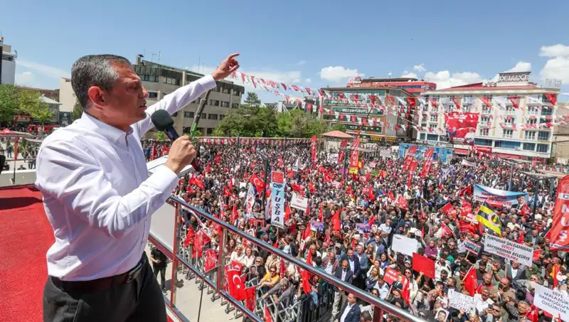 Özgür Özel: Silah Bırakma Sürecini Tam Destekliyoruz!