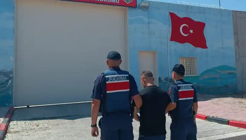 Afyon'da Suçlulara Baskın: 9 Kişi Yakalandı!