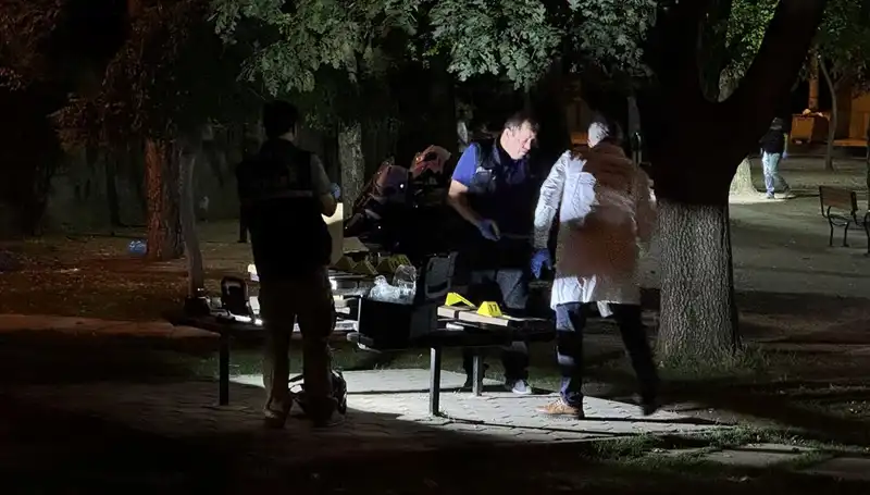 Husumette Kan Döküldü: Bir Kişi Hayatını Kaybetti, İki Kişi Yaralandı