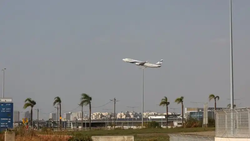 Husilerden İsrail'in Ben Gurion Havalimanı'na Yapılan Saldırı: Olayın Detayları ve Sonuçları
