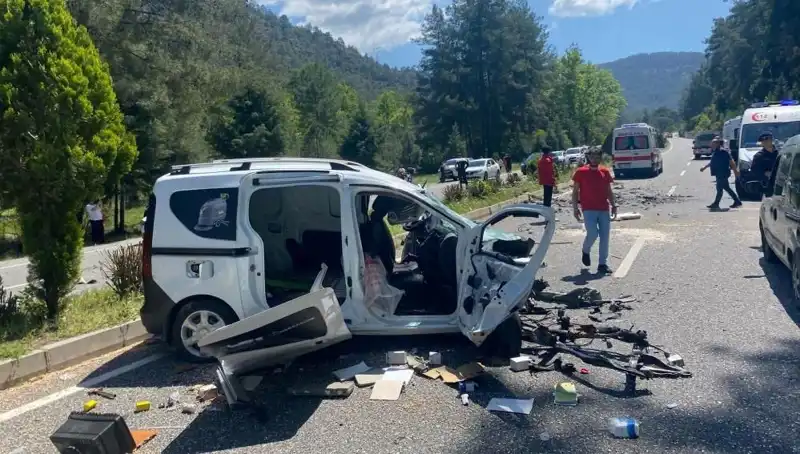 Marmaris’te Feci Kaza: Yolu Savaş Alanına Çeviren Kaza Detayları