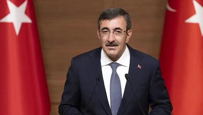 Anti-Semitizm Tartışmaları: Cumhurbaşkanı Yardımcısı Yılmaz’dan Çarpıcı Açıklama