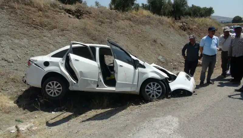 Kilis'te Trafik Kazası: Otomobiller Çarpıştı, Yaralıların Durumu Ciddi!