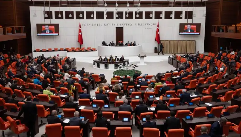 Türkiye'de 10'uncu Yargı Paketi Meclis'ten Geçti: Yeni Düzenlemelerin Ayrıntıları