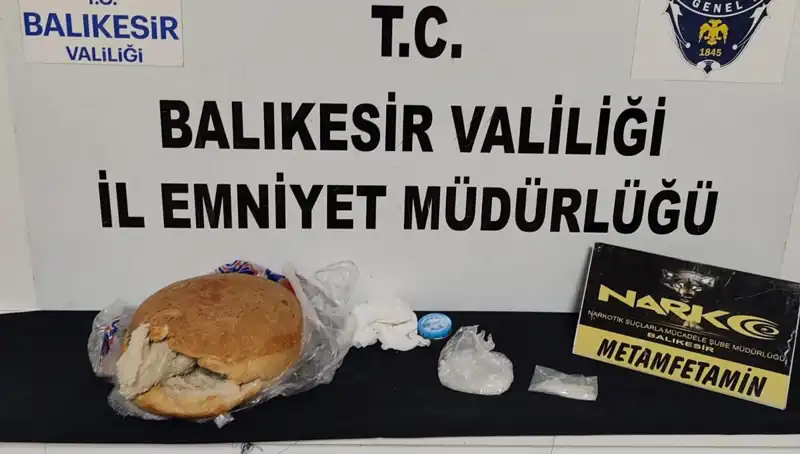Uyuşturucu Tacirlerinin Yeni Yöntemi: Ekmeğin İçine Gizli Uyuşturucu