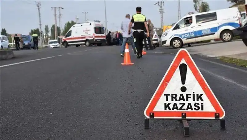 Tekirdağ’da Kontrolden Çıkan Otomobil Bariyere Çarptı: Korkunç Kaza Sonucu Bir Ölü