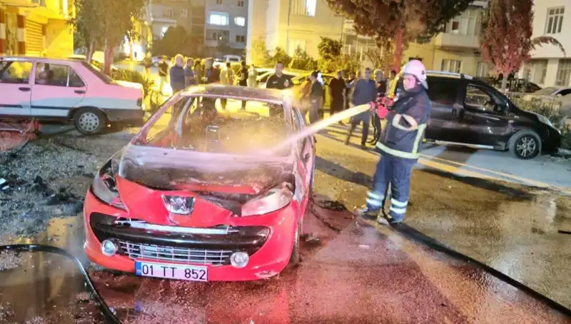 Psikolojik Sorunlar Neden Oldu: Genç Adamın Anne Arabasını Yakma İhmal Edildi!
