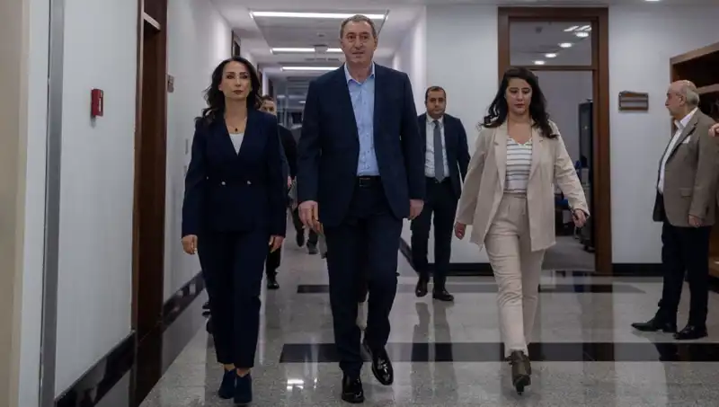 DEM Parti Heyetinin Siyasi Parti Turu: Bugün İki Önemli Görüşme Gerçekleşecek