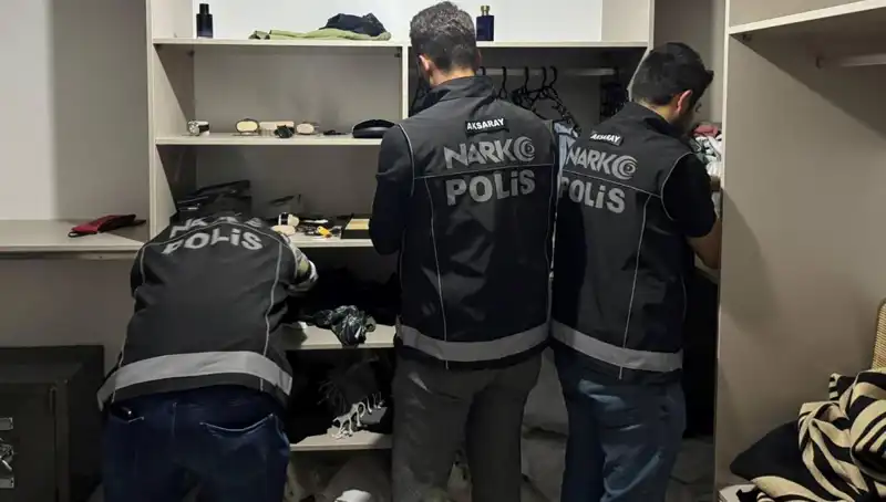 Uyuşturucu Operasyonunda F Serisi Dolarlar Ele Geçirildi: Ayrıntılar Şaşırtıyor