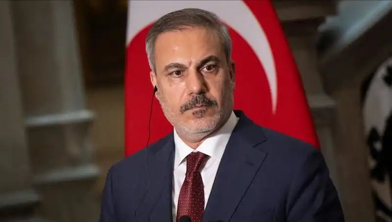 Türkiye'nin Dış Politikasında Yeni Dönem: Bakan Fidan, Azerbaycan ve Mısır ile Görüştü