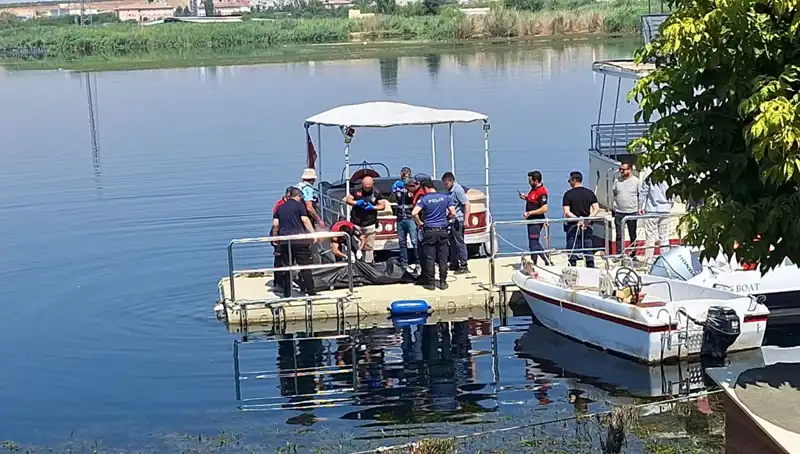 Şok Edici Keşif: Fırat Nehri'nde Erkek Cesedi Bulundu