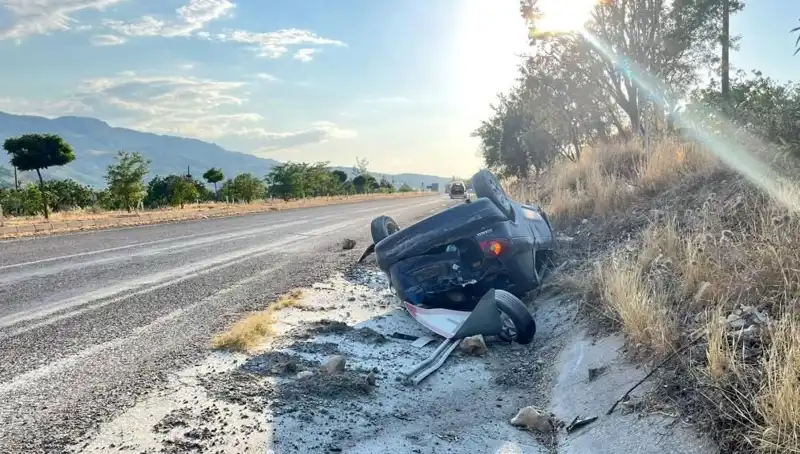 Adıyaman'da Otomobil Takla Attı: Kaza Sonrası Şok Görüntüler Ortaya Çıktı