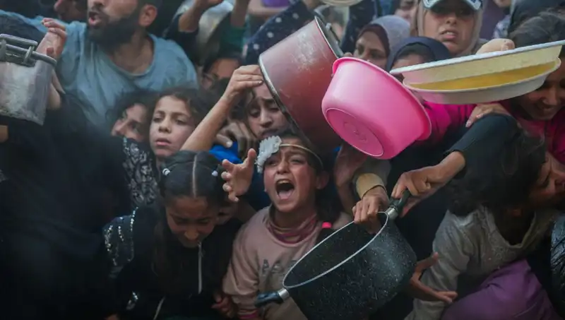 Gazze'de Açlık Krizi: Un Stokları Tükendi, Hayat Hızla Zorlaşıyor