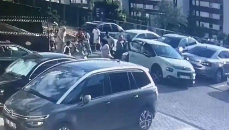 Eşini ve Yakınlarını Ezerek Kaçan Sürücü, Olay Yerinden Nasıl Kurtuldu?