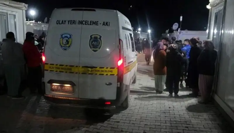 Silahlı Kavga: Husumetliler Arasında Kanlı Çatışma Meydana Geldi