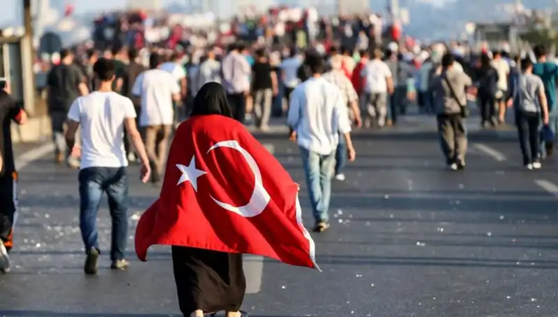 Kabineden 15 Temmuz'a Dair Anlamlı Mesajlar ve Hatırlatmalar