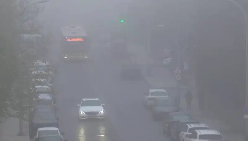 İstanbul'da Görüş Mesafesini Kısıtlayan Etkili Sis Hava Durumu