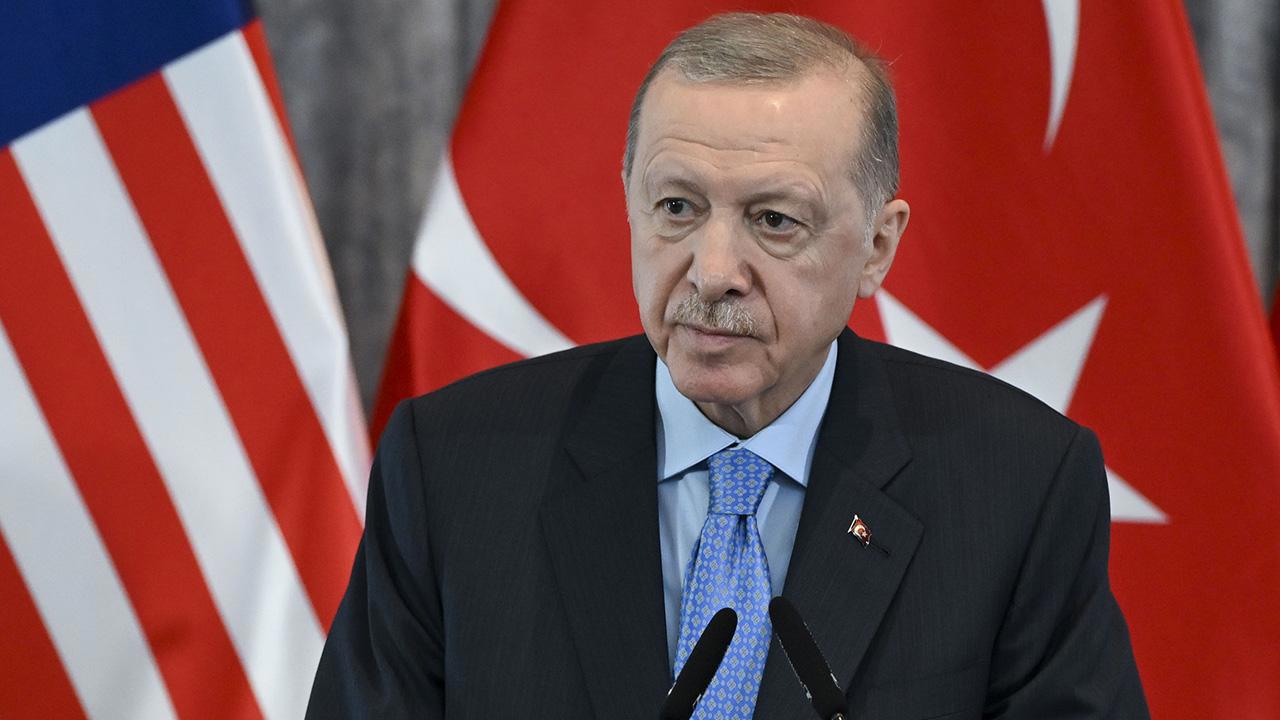 Cumhurbaşkanı Erdoğan'dan İsrail'e çağrı: Filistin topraklarındaki işgali sonlandırın.